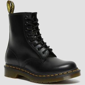 Dr. Martens 1460s leather lace-up boots